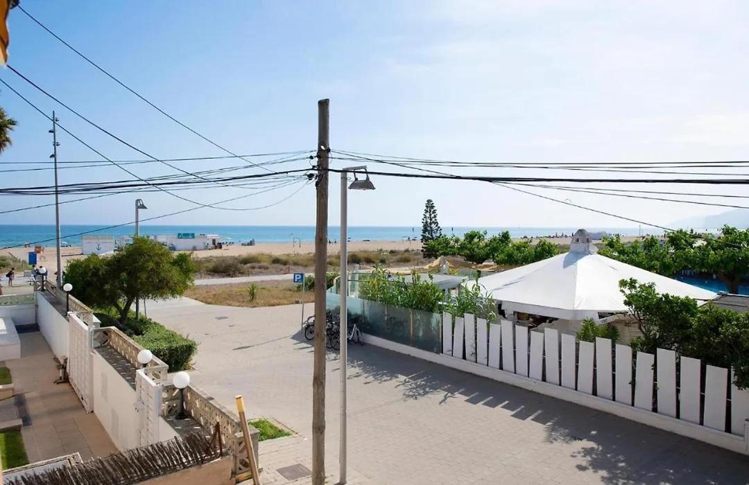 Marplana Lägenhet Castelldefels Exteriör bild